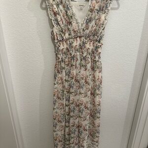 Floral Sleeveless Maxi Dress